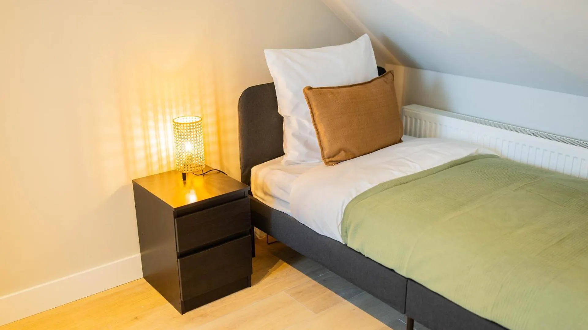 Rotterdam Oasis 3 Bdr Apartment Juf 0*,
