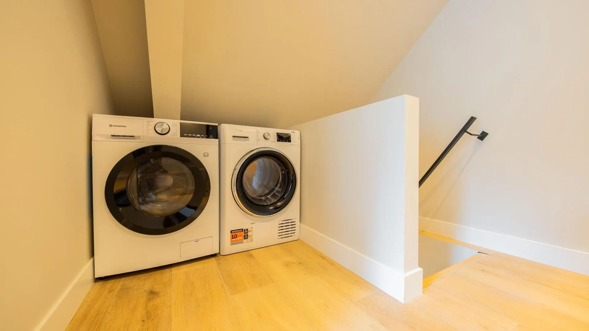 Rotterdam Oasis 3 Bdr Apartment Juf